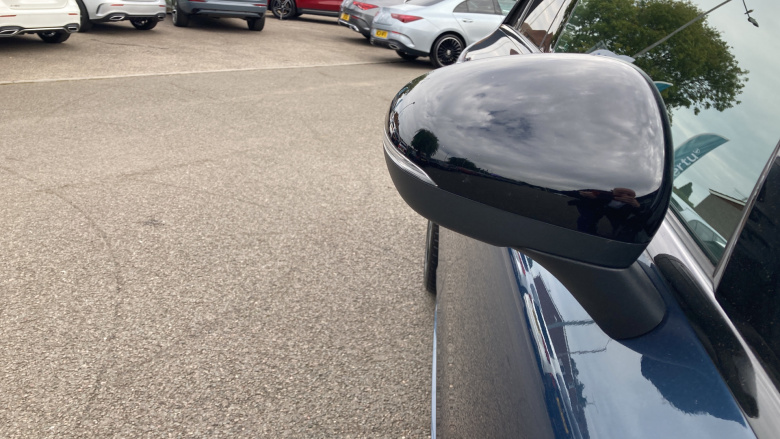 Mercedes-Benz CLA 220d AMG Line Premium 4dr Tip Auto Diesel Saloon